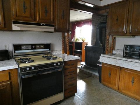 23 Townsend St, Fall River, MA 02724 photo 11