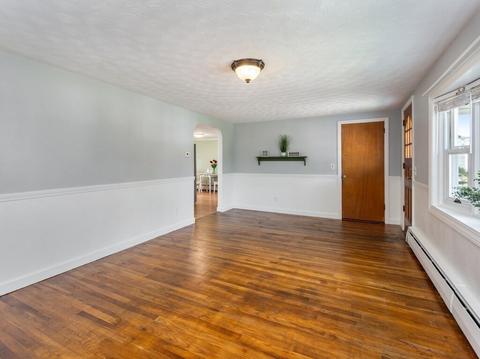 18 Vecchia St, Webster, MA 01570 photo 11