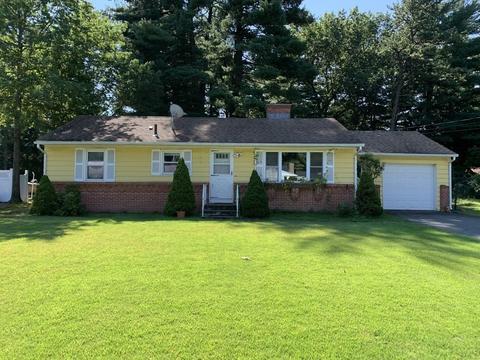 19 Hermitage Dr, Springfield, MA 01129 photo 1