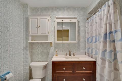 8 Staten St, Gloucester, MA 01930 photo 11