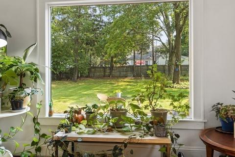 105 Harkness Ave, Springfield, MA 01118 photo 6