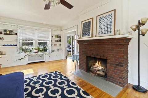105 Harkness Ave, Springfield, MA 01118 photo 8