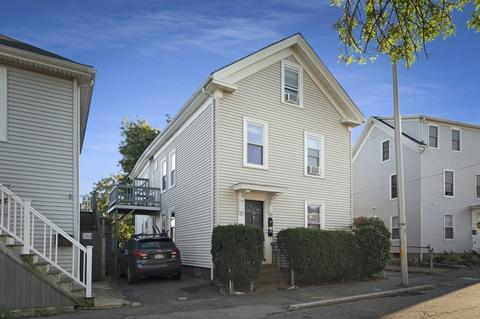 38 W Dane St, Beverly, MA 01915 photo 2