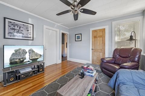 38 W Dane St, Beverly, MA 01915 photo 4