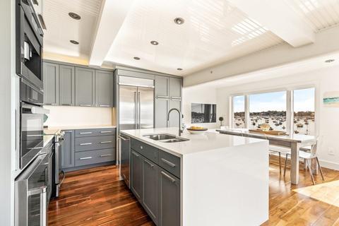 24 Lee St #C-8, Marblehead, MA 01945 photo 14