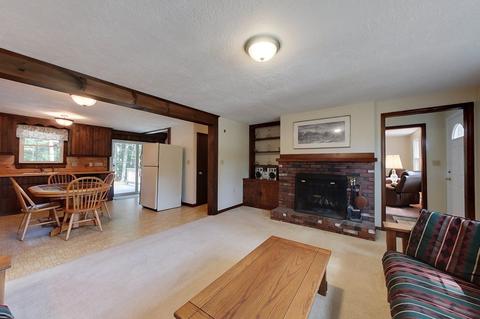 18 Joyce St, Townsend, MA 01474 photo 9