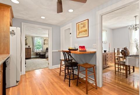 46 Bond St, Reading, MA 01867 photo 13