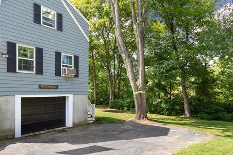 46 Bond St, Reading, MA 01867 photo 32