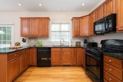 3 Button Rd, Easthampton, MA 01027 photo 10