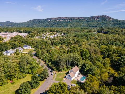 3 Button Rd, Easthampton, MA 01027 photo 35
