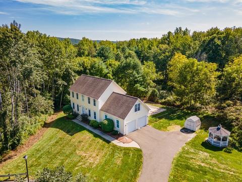 3 Button Rd, Easthampton, MA 01027 photo 3