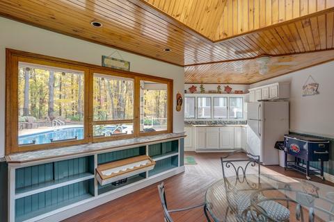 103 Olesen, Derry, NH 03038 photo 12