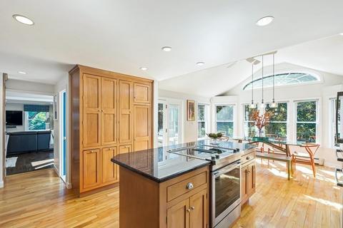 17 Putney Rd, Wellesley, MA 02481 photo 7