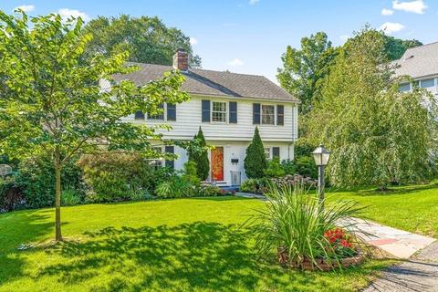 17 Putney Rd, Wellesley, MA 02481 photo 2