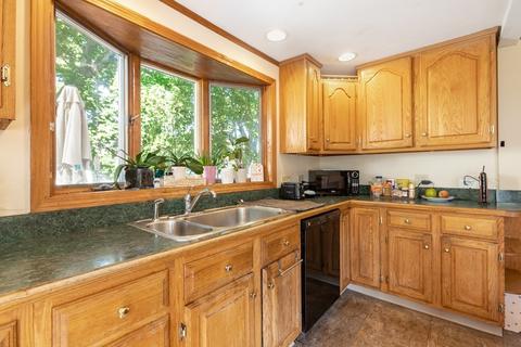 18 Tremont St, Maynard, MA 01754 photo 13