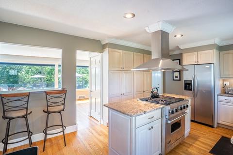 171 Overlook Dr, Springfield, MA 01118 photo 27