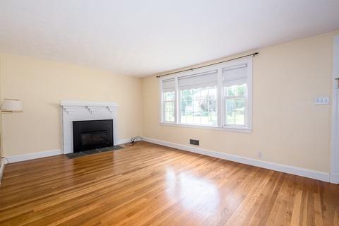 19 Edison Ave, Dedham, MA 02026 photo 4