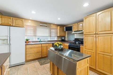 39 Arlington St, Everett, MA 02149 photo 24