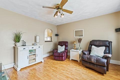 39 Arlington St, Everett, MA 02149 photo 11