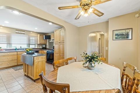 39 Arlington St, Everett, MA 02149 photo 16