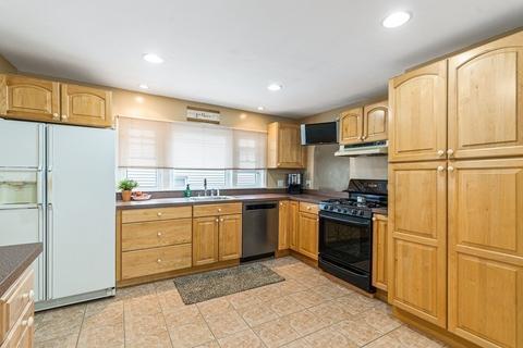 39 Arlington St, Everett, MA 02149 photo 18