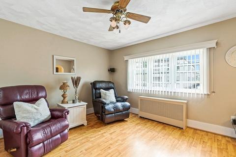 39 Arlington St, Everett, MA 02149 photo 12
