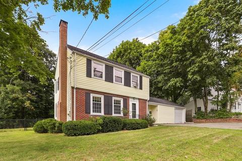 409 Cedar St, Dedham, MA 02026 photo 2