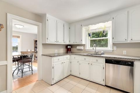 409 Cedar St, Dedham, MA 02026 photo 8