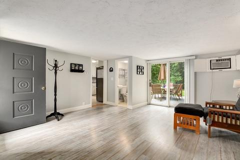 409 Cedar St, Dedham, MA 02026 photo 15