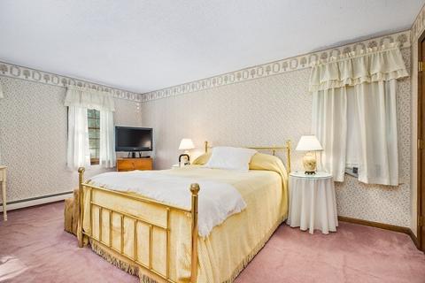 7 Roberta Rd, Sharon, MA 02067 photo 18