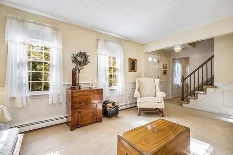 7 Roberta Rd, Sharon, MA 02067 photo 4