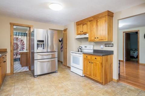 97 Glendale St, Easthampton, MA 01027 photo 6