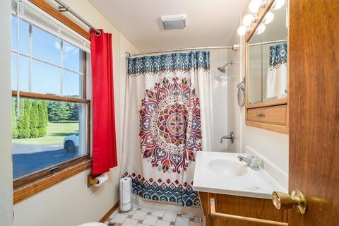 97 Glendale St, Easthampton, MA 01027 photo 11