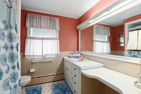 2 Hull St, Beverly, MA 01915 photo 27