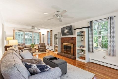 20 Ledgewood Dr, Danvers, MA 01923 photo 5