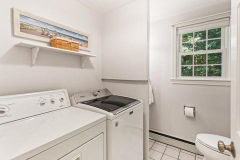 20 Ledgewood Dr, Danvers, MA 01923 photo 14