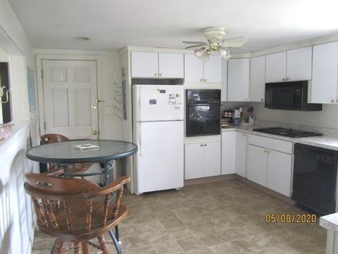10 Trask St, Beverly, MA 01915 photo 2