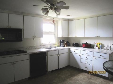 10 Trask St, Beverly, MA 01915 photo 4
