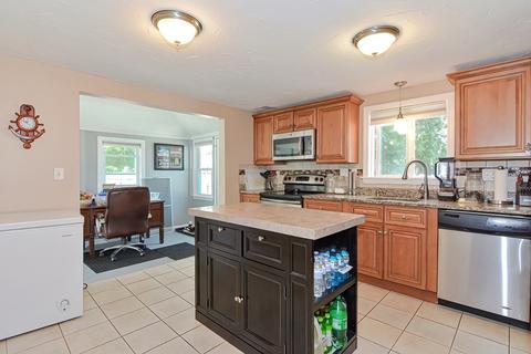 42 Harrison Ave, Bourne, MA 02532 photo 17