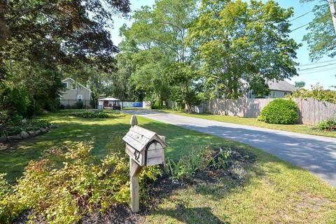 42 Harrison Ave, Bourne, MA 02532 photo 2