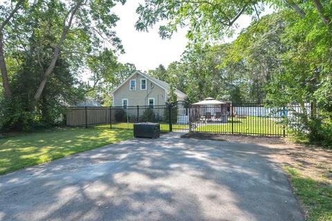 42 Harrison Ave, Bourne, MA 02532 photo 1