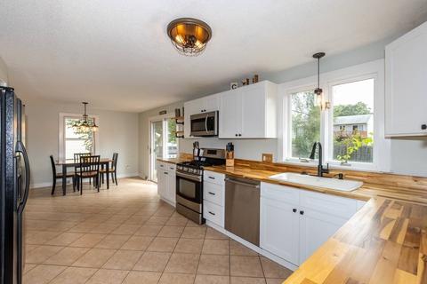 186 Winterset Dr, Springfield, MA 01129 photo 4