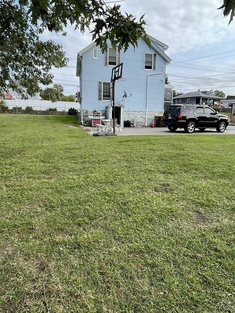 1711 Bay St, Fall River, MA 02724 photo 3