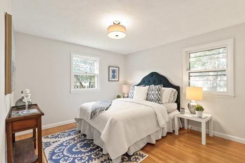 8 Blake St, Beverly, MA 01915 photo 16