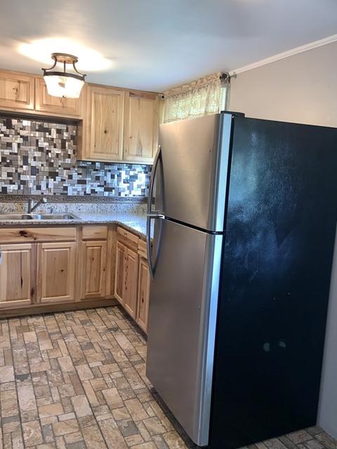 31 Dutton, Springfield, MA 01151 photo 5