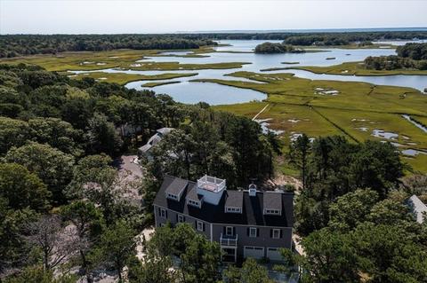 31 Amy Brown Rd, Mashpee, MA 02649 photo 1