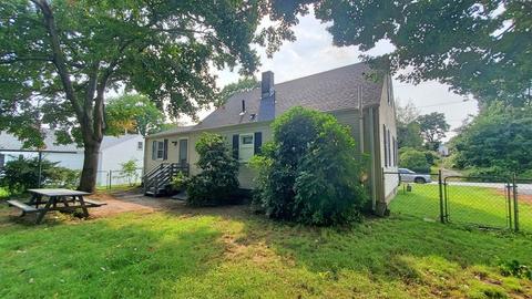 2 Falcon St, Worcester, MA 01603 photo 3