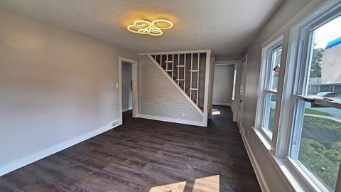 2 Falcon St, Worcester, MA 01603 photo 11