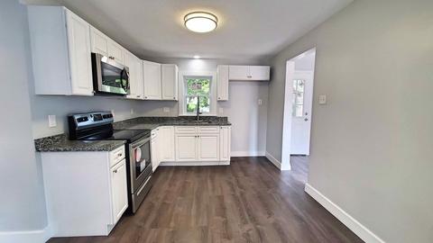 2 Falcon St, Worcester, MA 01603 photo 5