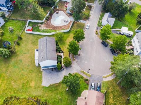 17 Melendy Dr, Reading, MA 01867 photo 2